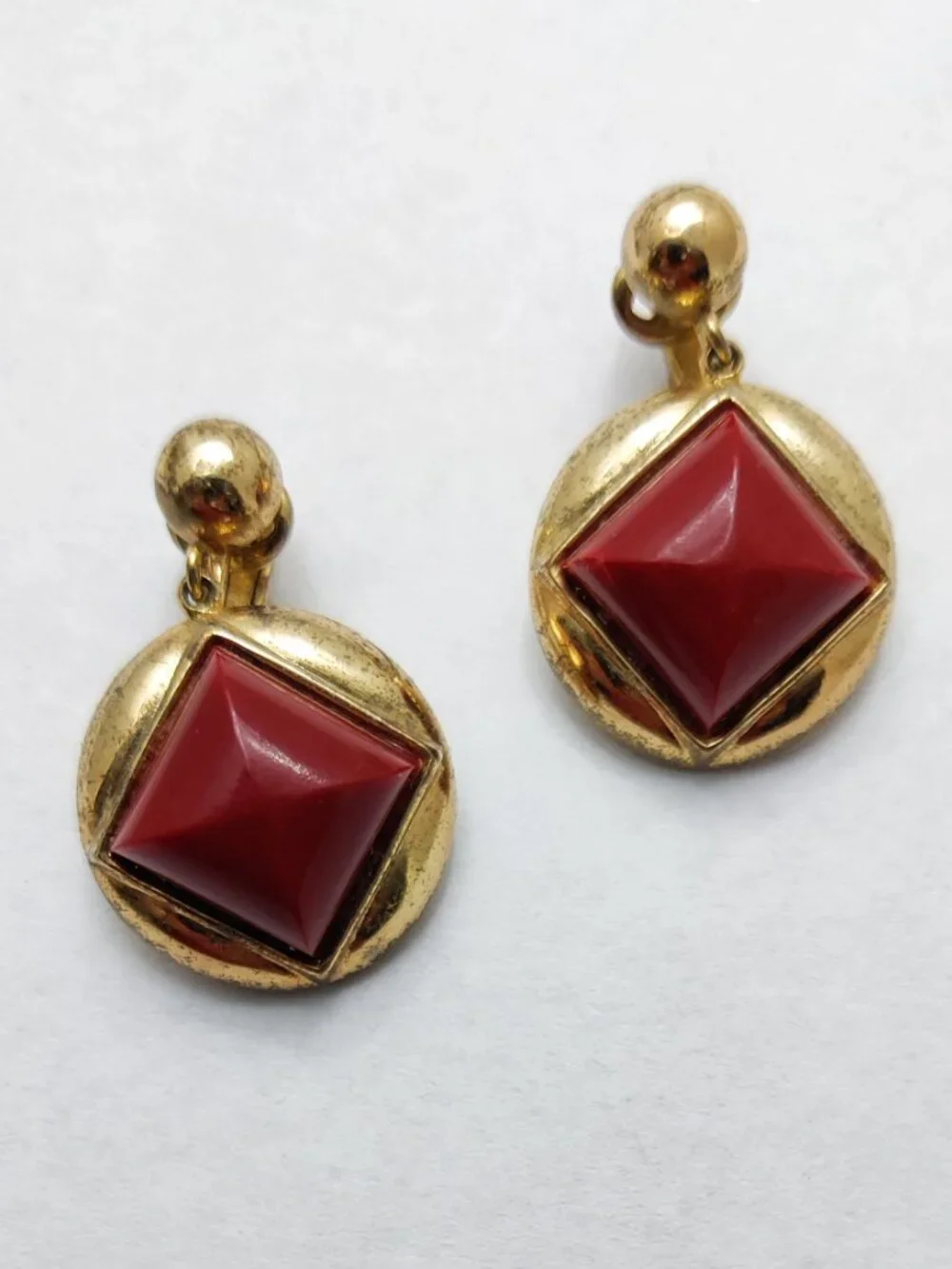 VTG Signed 50s Crown Trifari Gold Tone Red Thermoset Choker Earrings Bracelet - Picture 5 of 12